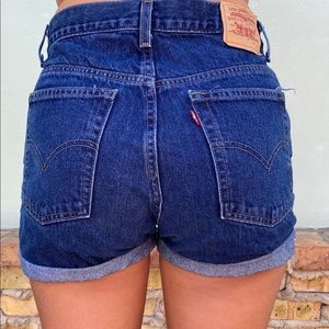 Vintage Levi Jean Shorts Fits Sz 6